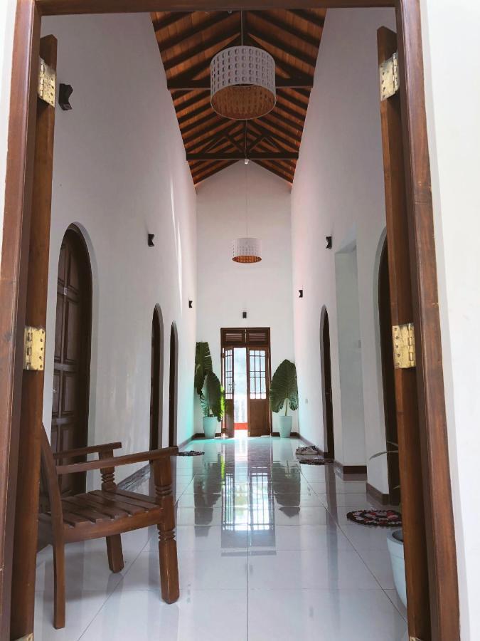 Sritaly Inn Mirissa Ngoại thất bức ảnh